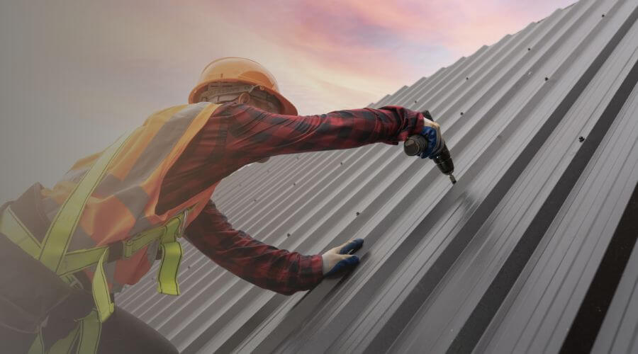 Expert Emergency Roof Repairs services in Wayzata, MN